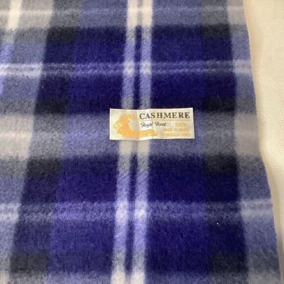 Royal Rossi Scarf 100% Cashmere Blue Plaid 44" Long Made Mongolia China - Picture 3 of 3
